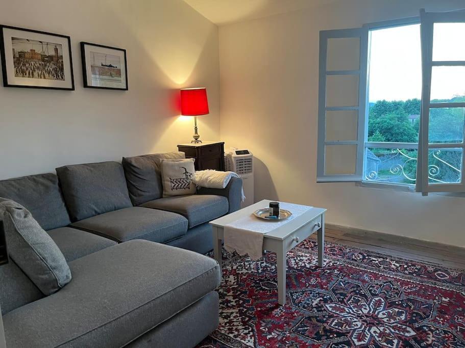 La Maison De Mama C: Charming French Village Home Sainte-Colombe-sur-lʼHers エクステリア 写真