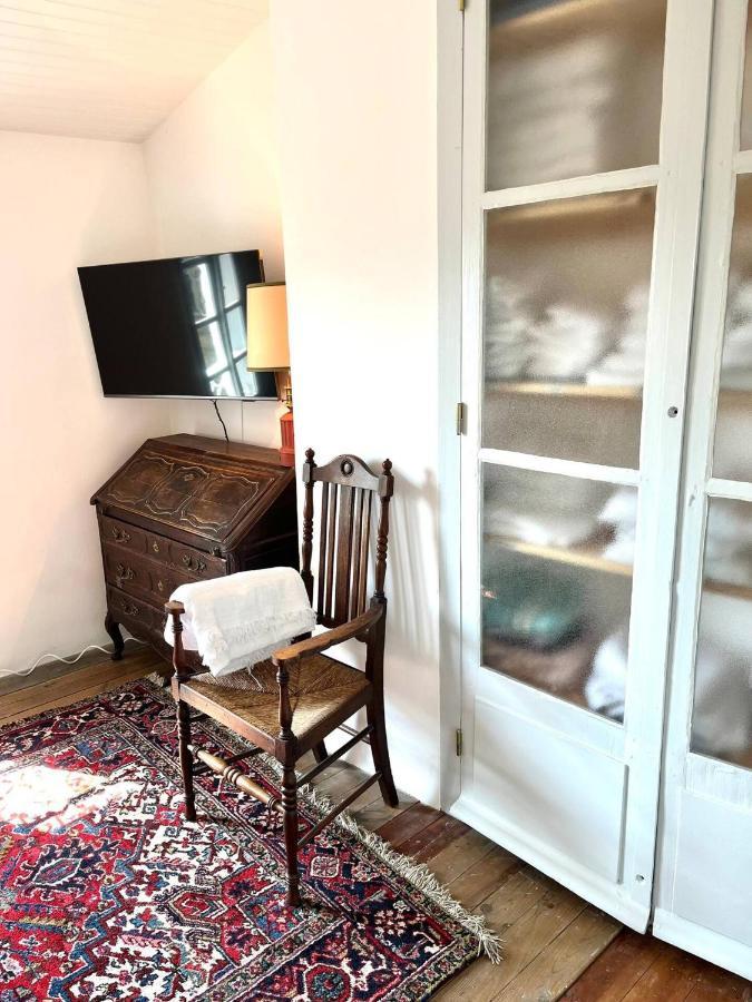 La Maison De Mama C: Charming French Village Home Sainte-Colombe-sur-lʼHers エクステリア 写真
